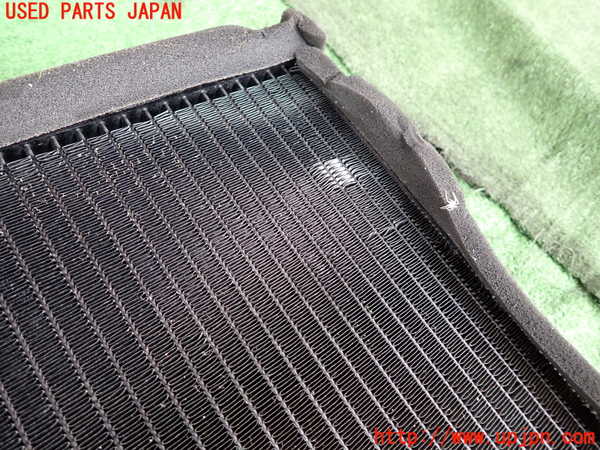 5UPJ-27642321]スープラ(JZA70)ラジエーター1 中古_m0003.jpg