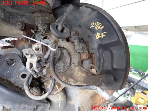 5UPJ-27644295]スープラ(JZA70)左フロントナックルハブ 中古_m0002.jpg