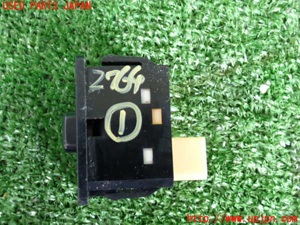5UPJ-27646306]スープラ(JZA70)スイッチ1 (シート) 中古_m0002.jpg