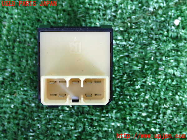 5UPJ-27646306]スープラ(JZA70)スイッチ1 (シート) 中古_m0003.jpg