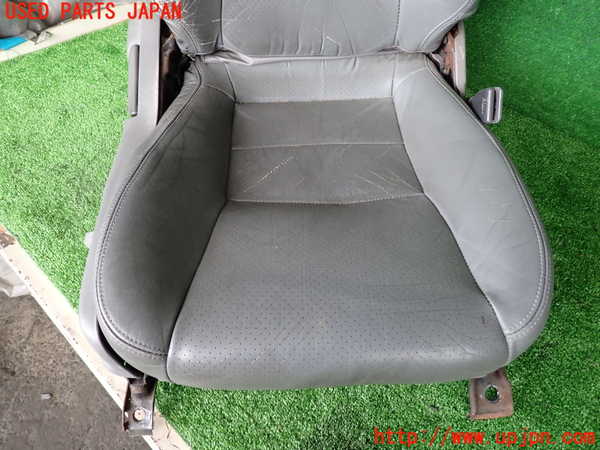 2UPJ-27647035]スープラ(JZA70)運転席シート 中古_m0002.jpg