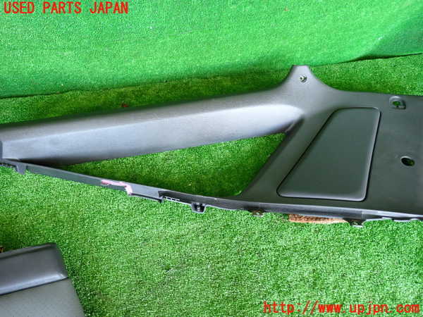 2UPJ-27647680]スープラ(JZA70)左リアピラートリム 中古_m0003.jpg