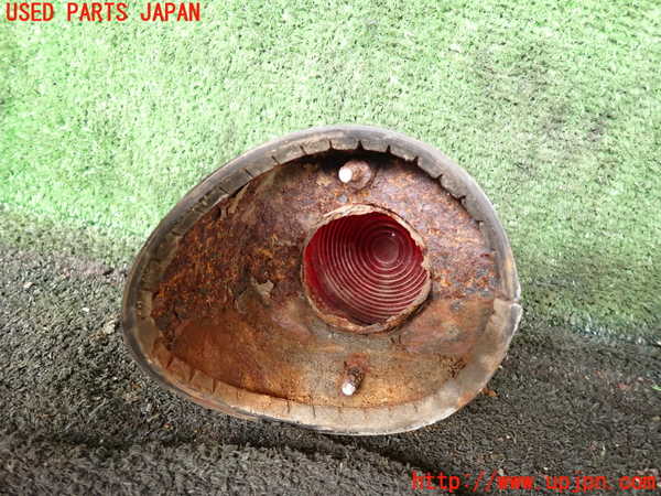 1UPJ-27651530]三菱ジープ(J53(改))右テールランプ 【ジャンク】_m0002.jpg