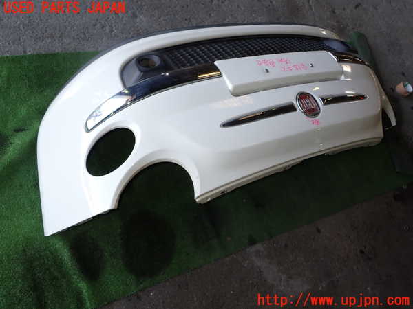 1UPJ-27661010]フィアット・500(31212)フロントバンパー 中古_m0003.jpg