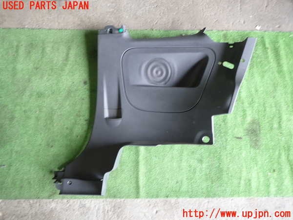 5UPJ-27667675]フィアット・500(31212)右リアピラートリム 中古_m0001.jpg