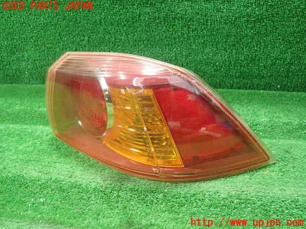 1UPJ-27671530]ランエボ10(CZ4A)右テールランプ 中古_m0002.jpg