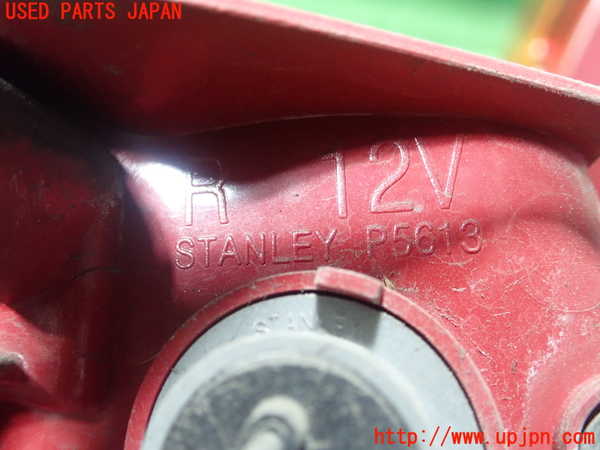 1UPJ-27671530]ランエボ10(CZ4A)右テールランプ 中古_m0004.jpg
