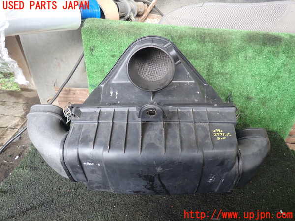 1UPJ-27702560]マセラティ・グラントゥーリズモ(MGT)エアクリーナーボックス 中古_m0001.jpg