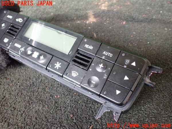 1UPJ-27706066]マセラティ・グラントゥーリズモ(MGT)エアコンスイッチ1 中古_m0002.jpg
