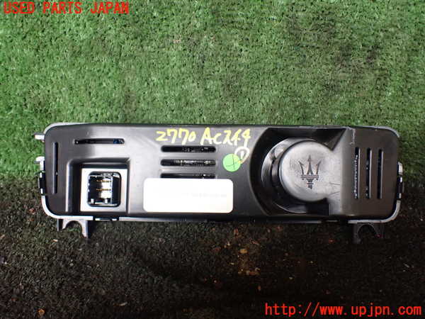 1UPJ-27706066]マセラティ・グラントゥーリズモ(MGT)エアコンスイッチ1 中古_m0004.jpg