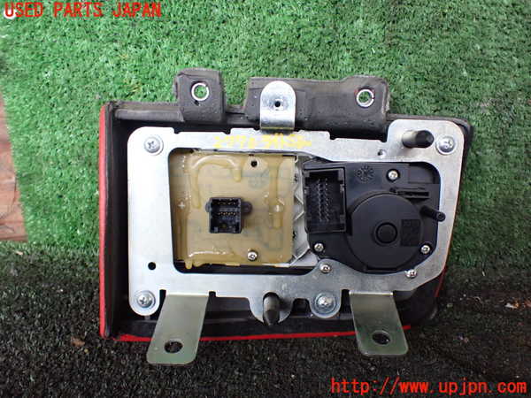 1UPJ-27706285]マセラティ・グラントゥーリズモ(MGT)ライトスイッチ 中古_m0004.jpg