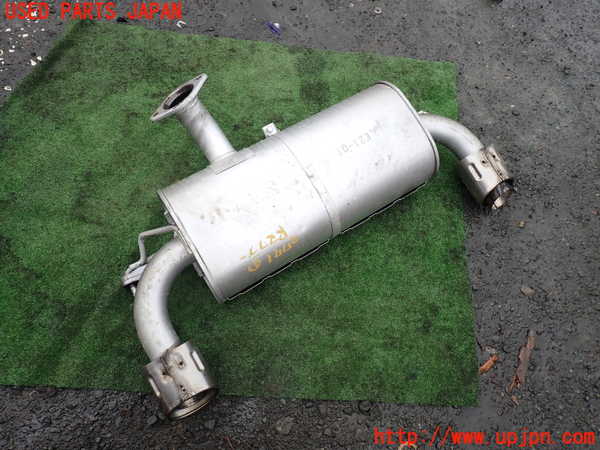 1UPJ-27712671]ランエボ10(CZ4A)リアマフラー1 中古_m0002.jpg
