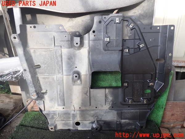 1UPJ-27712170]ランエボ10(CZ4A)エンジンアンダーカバー 中古_m0002.jpg