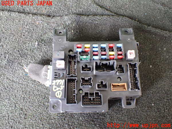 1UPJ-27716741]ランエボ10(CZ4A)ヒューズボックス1 中古_m0001.jpg
