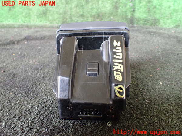 1UPJ-27717821]ランエボ10(CZ4A)灰皿1 中古_m0003.jpg