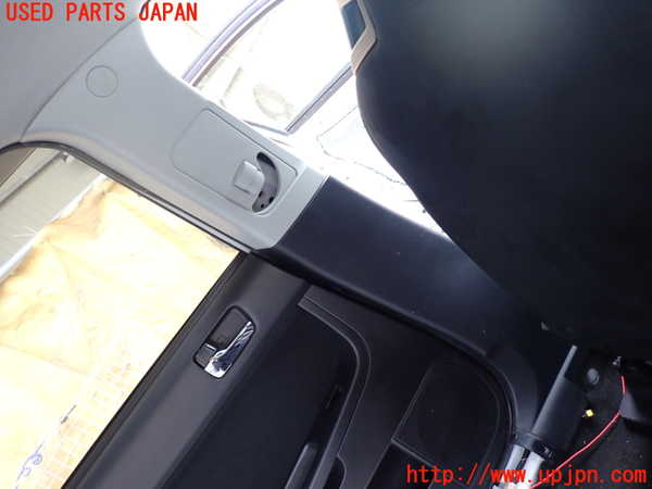 1UPJ-27717670]ランエボ10(CZ4A)左センターピラートリム 中古_m0001.jpg