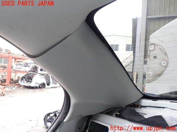 1UPJ-27717675]ランエボ10(CZ4A)右リアピラートリム 中古_m0001.jpg