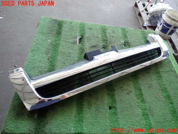 2UPJ-27721050]ハイエースバン200系(KDH205V)ラジエターグリル 中古_m0001.jpg