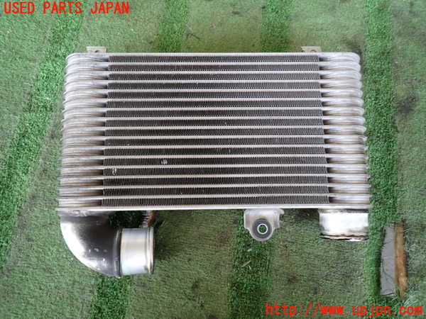2UPJ-27722451]ハイエースバン200系(KDH205V)インタークーラー1 中古_m0001.jpg