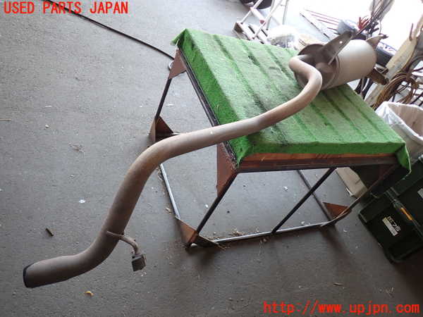 2UPJ-27722671]ハイエースバン200系(KDH205V)リアマフラー1 中古_m0003.jpg