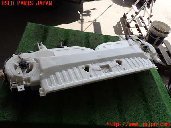 2UPJ-27726082]ハイエースバン200系(KDH205V)エバポレーター2 (リア) 中古_m0005.jpg