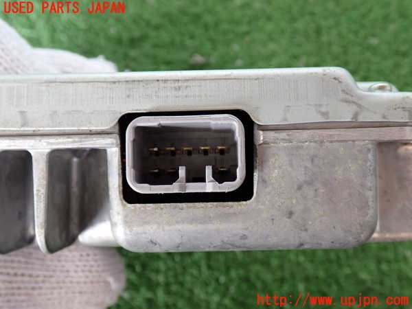 2UPJ-27726525]ハイエースバン200系(KDH205V)アンプ 中古_m0002.jpg