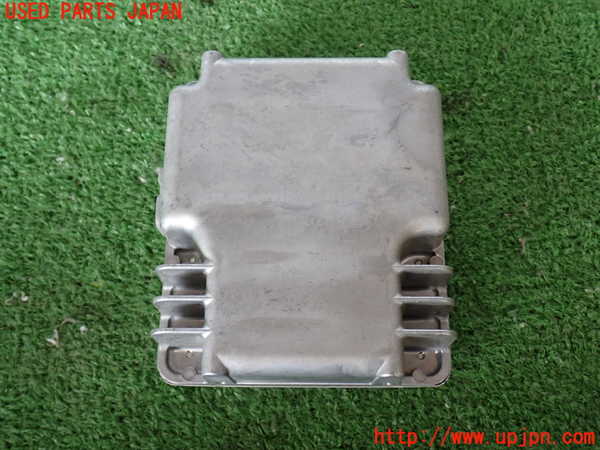 2UPJ-27726525]ハイエースバン200系(KDH205V)アンプ 中古_m0003.jpg