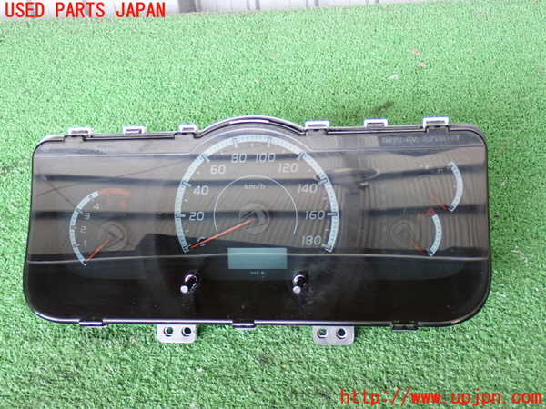 2UPJ-27726170]ハイエースバン200系(KDH205V)スピードメーター 中古_m0001.jpg