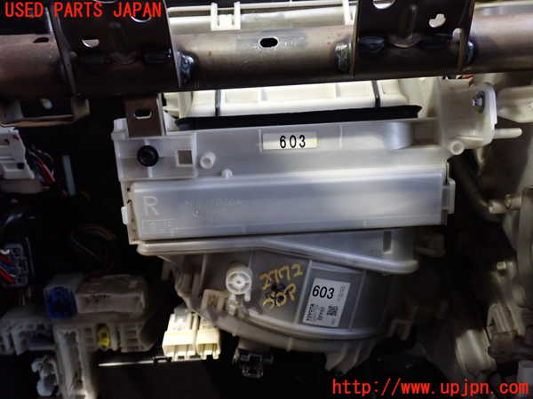 2UPJ-27726095]ハイエースバン200系(KDH205V)ブロアファン(ブロアーファン) 中古_m0001.jpg