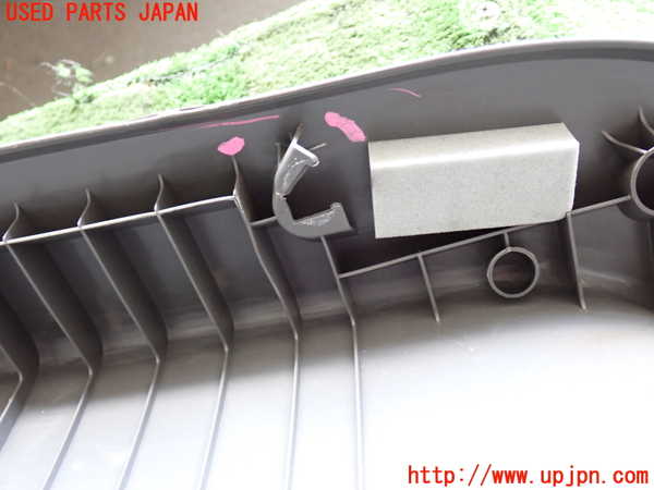 2UPJ-27727740]ハイエースバン200系(KDH205V)スカッフプレート 中古_m0003.jpg