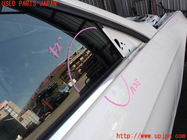 5UPJ-27731230]ベンツ E250(212036C)右前ドア 中古(43R-00050 M62)_m0002.jpg