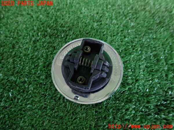 2UPJ-27731631]ベンツ E250(212036C)エンブレム1 中古_m0002.jpg