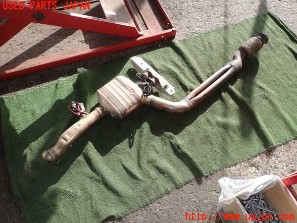 2UPJ-27732631]ベンツ E250(212036C)フロントパイプ1 中古_m0001.jpg