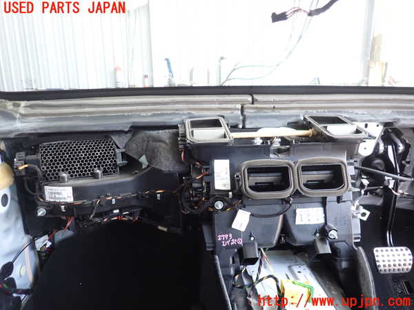 2UPJ-27736081]ベンツ E250(212036C)エバポレーター1 中古_m0001.jpg
