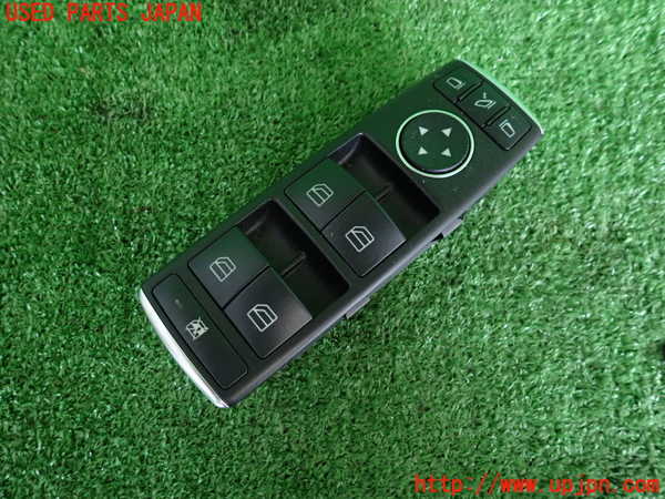 2UPJ-27736240]ベンツ E250(212036C)右前パワーウィンドウスイッチ 中古_m0001.jpg