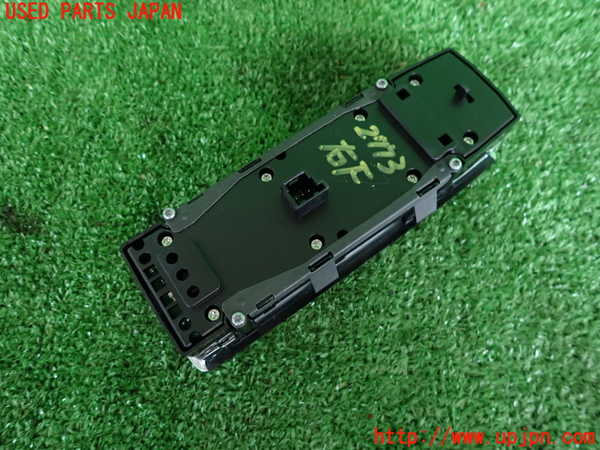 2UPJ-27736240]ベンツ E250(212036C)右前パワーウィンドウスイッチ 中古_m0002.jpg