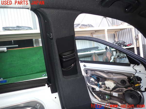 2UPJ-27737670]ベンツ E250(212036C)左センターピラートリム 中古_m0002.jpg