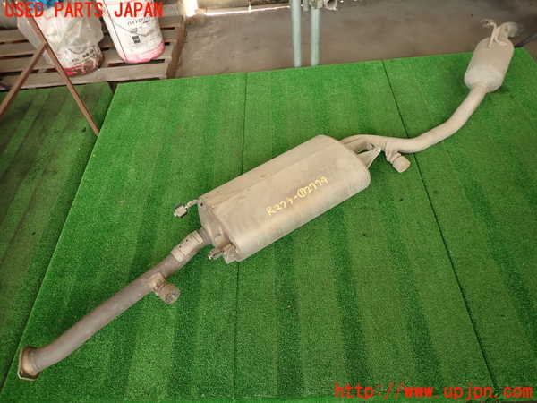 2UPJ-27742671]レクサス・RX350(GGL10W)リアマフラー1 中古_m0001.jpg