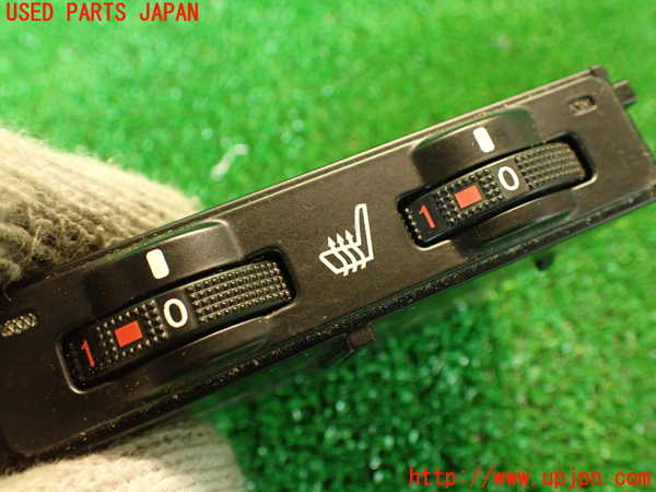 2UPJ-27746307]レクサス・RX350(GGL10W)スイッチ2 (シートヒーター) 中古_m0002.jpg