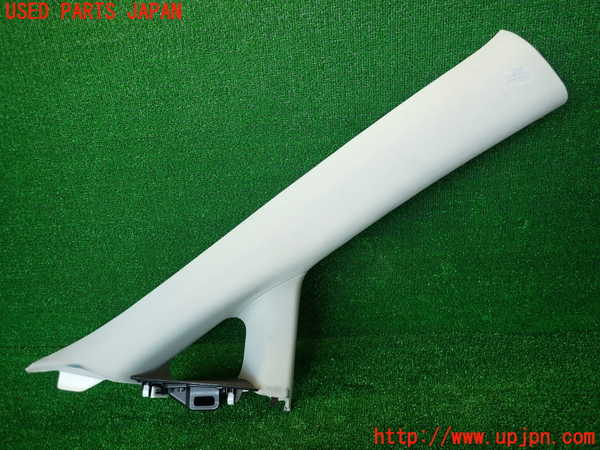 2UPJ-27747655]レクサス・RX350(GGL10W)右フロントピラートリム 中古_m0001.jpg