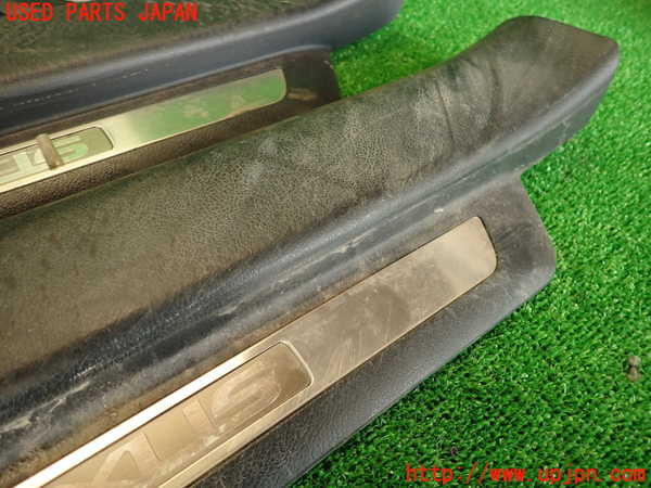 2UPJ-27747740]レクサス・RX350(GGL10W)スカッフプレート 中古_m0002.jpg