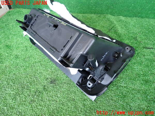 2UPJ-27757516]BMW ミニ(MINI)クーパーD(XT15)グローブボックス1 中古  F55_m0003.jpg