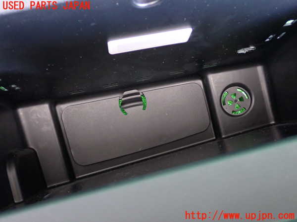2UPJ-27757516]BMW ミニ(MINI)クーパーD(XT15)グローブボックス1 中古  F55_m0005.jpg