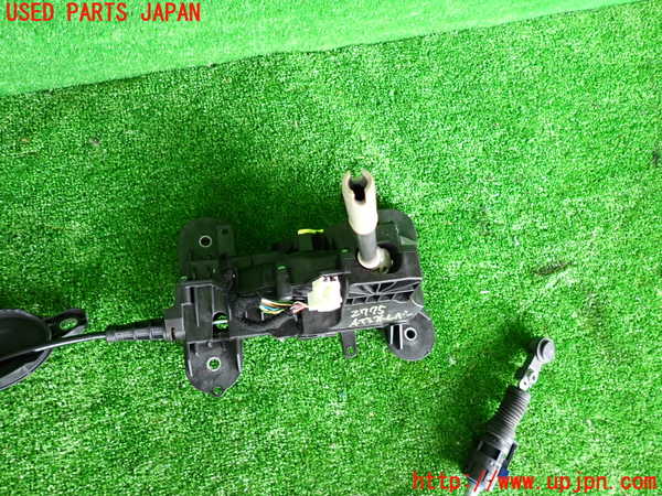 2UPJ-27757555]BMW ミニ(MINI)クーパーD(XT15)ATシフトレバー 中古  F55_m0002.jpg