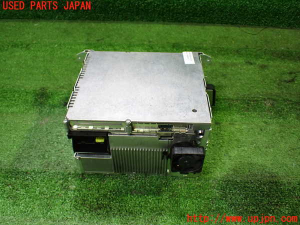 1UPJ-27766500]BMW M5(NB50 E60)CD&MDプレイヤー 中古_m0003.jpg