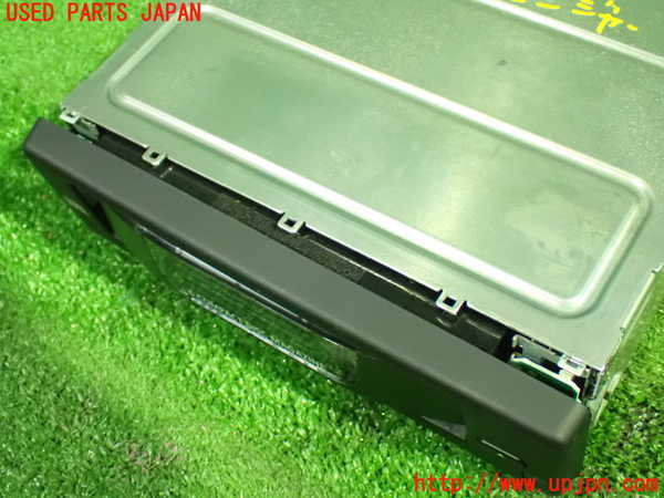 1UPJ-27766505]BMW M5(NB50 E60)CDチェンジャー 中古_m0002.jpg