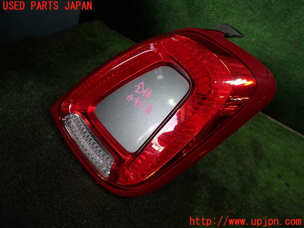 1UPJ-27771530]フィアット・500(31209)右テールランプ 中古_m0001.jpg