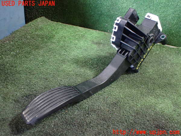 1UPJ-27776381]フィアット・500(31209)センサー1 (アクセルペダル) 中古_m0001.jpg