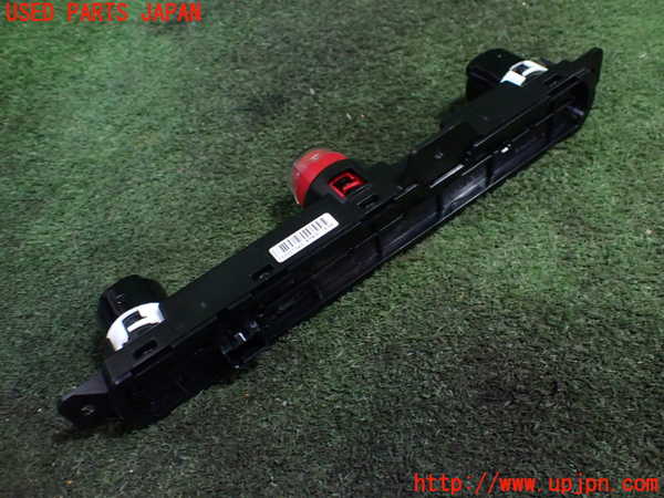 1UPJ-27776290]フィアット・500(31209)ハザードスイッチ 中古_m0002.jpg