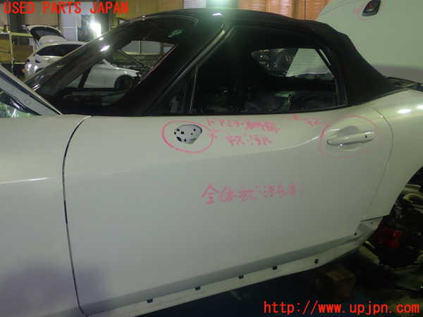 1UPJ-27781260]アバルト・124スパイダー(NF2EK)左ドア NSG M4O8 中古_m0001.jpg
